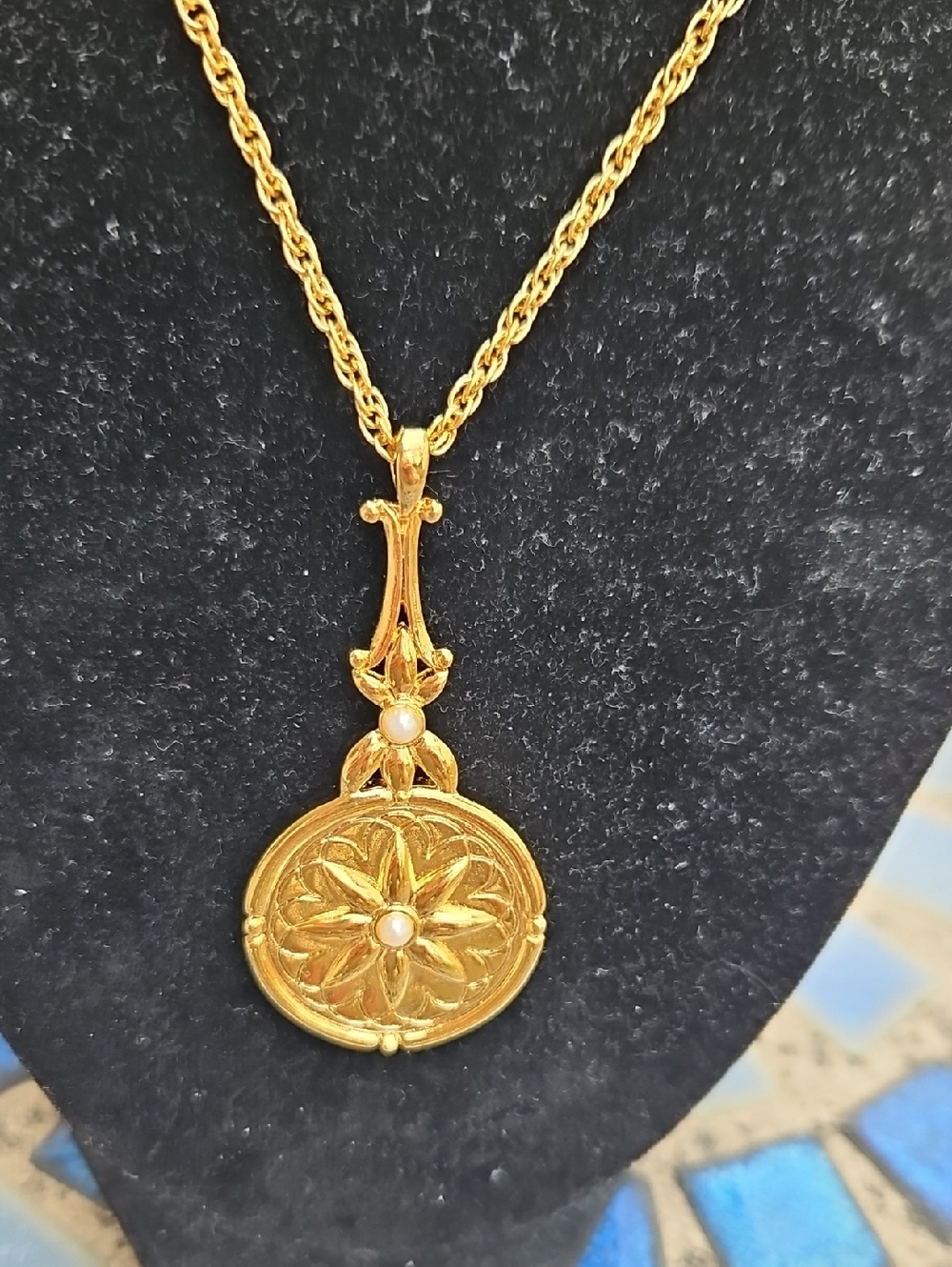Goldtone Flower Faux Pearl Mirror Necklace